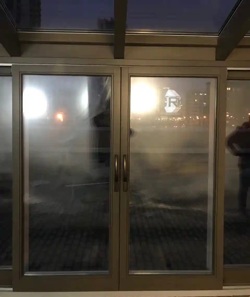 зиний сад, раздвижная дверь, вид на главную библиотеку Минска